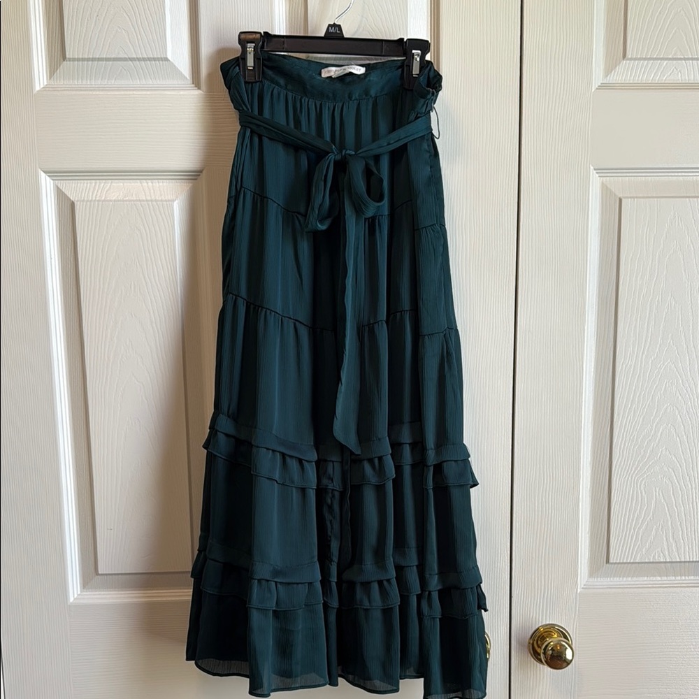 Chelsea & Violet Green Maxi Skirt Tiered Tie Front